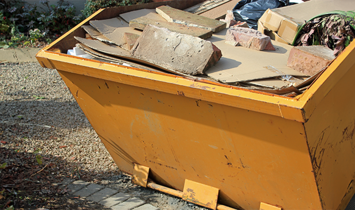 Commercial skip hire