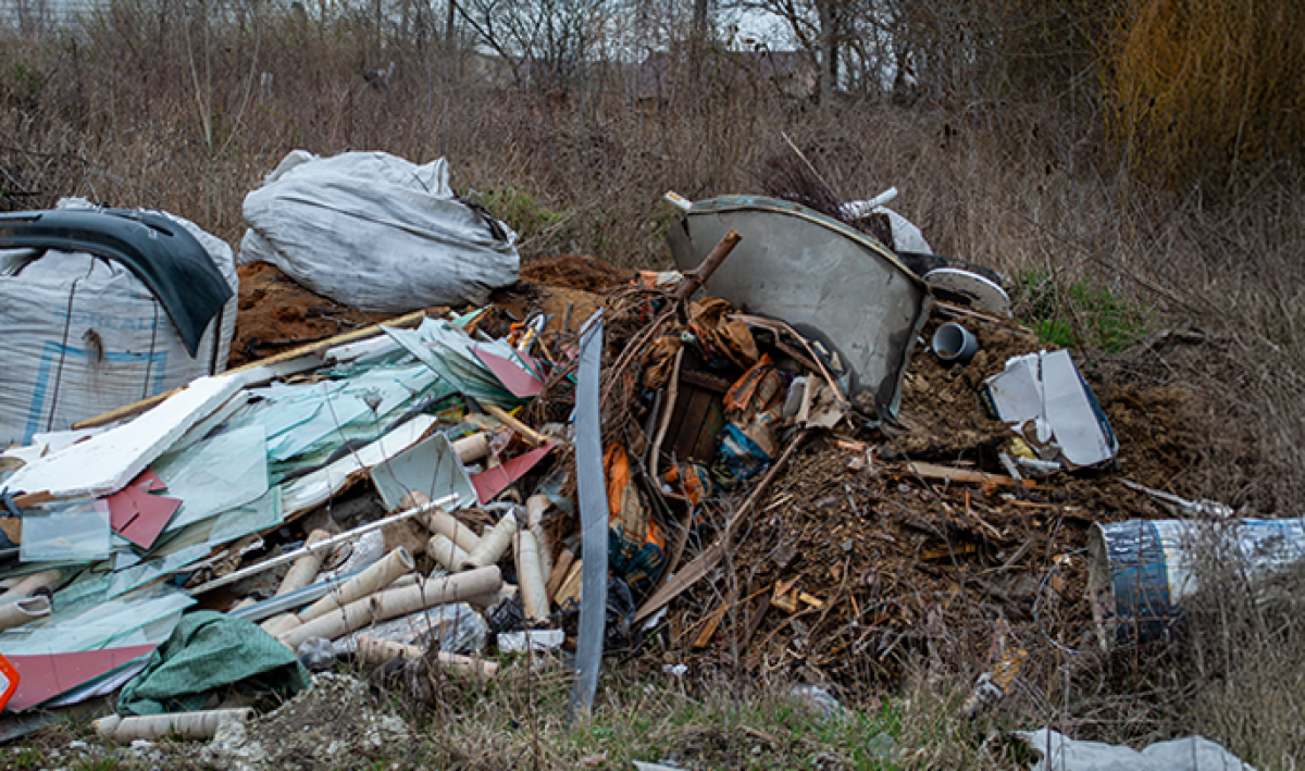 What are the environmental risks of poor waste management_