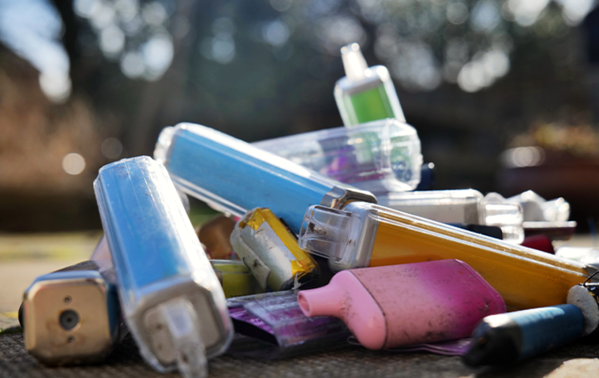 The dangers of disposable vapes